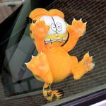 Enesco KR17057 Garfield 8” Suction Cup Scared Window Clinger