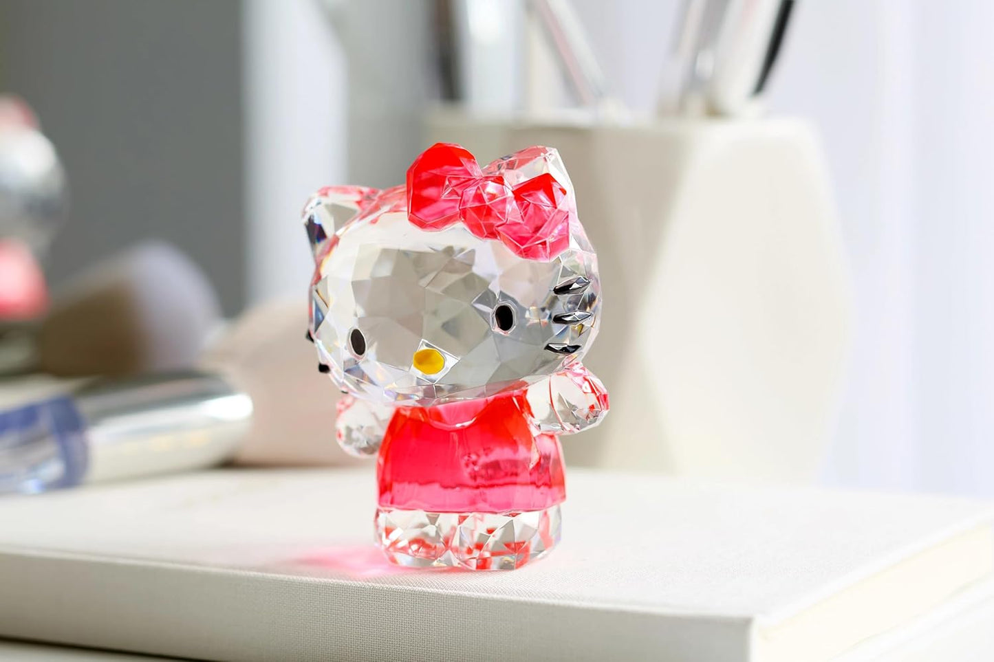 Enesco 6015784 Hello Kitty Facet