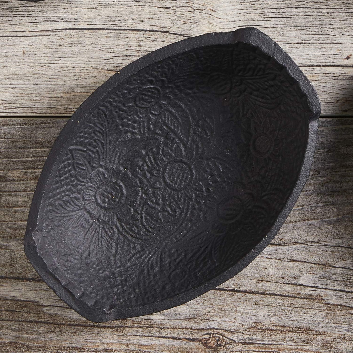 47th & Main Durable Black Cast Iron Bowl, Large, Embossed Floral