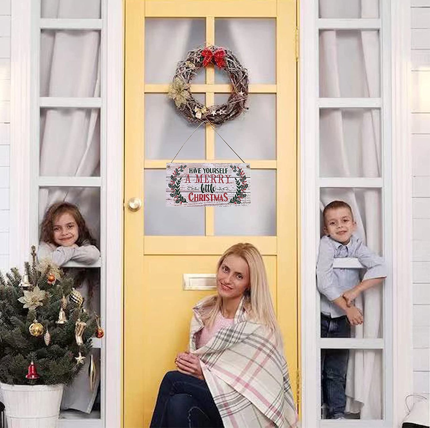 Christmas Décor Wood Hanging Sign Merry Christmas