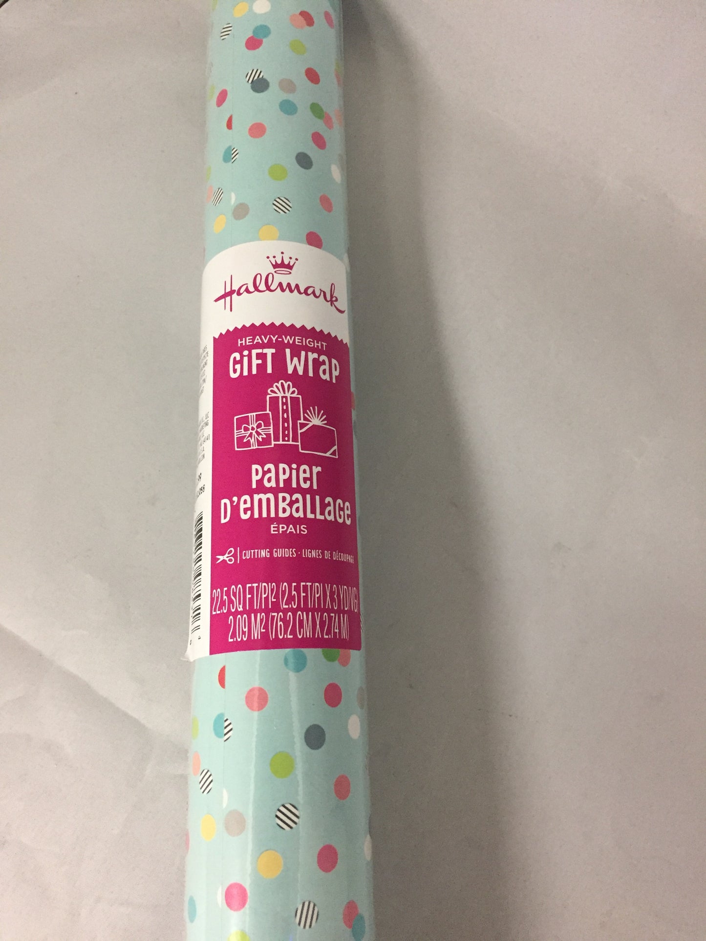Hallmark 1EJR1058 22 SQ FT ROLL CONFETTI STYLE WRAP 22.5 SQ Ft