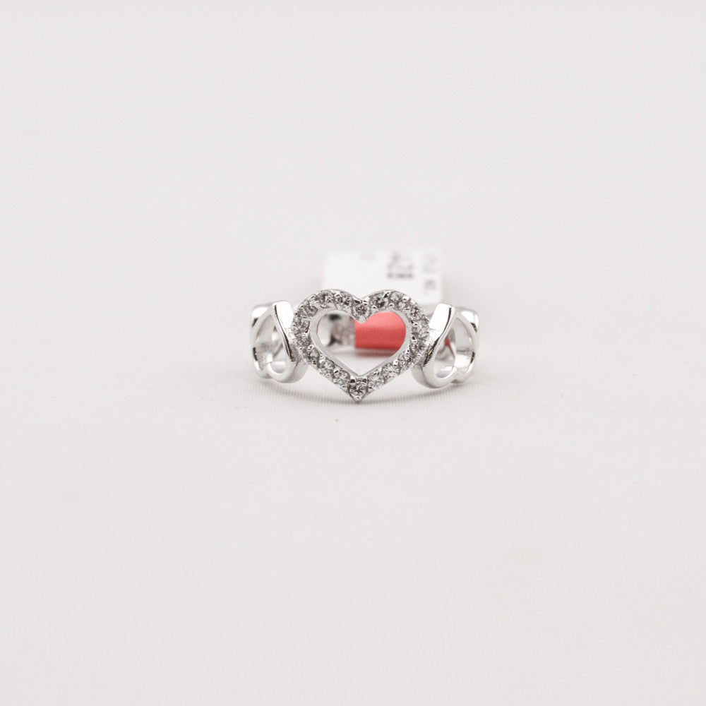 R.S. Covenant 4428 Women's SS CZ Hearts Ring SZ 6  LOC 72