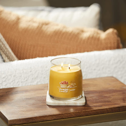 Yankee Candle 1631784 Harvest Scented, Signature Medium Jar 2-Wick Candle
