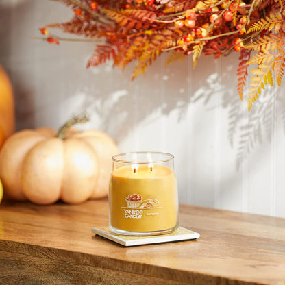 Yankee Candle 1631784 Harvest Scented, Signature Medium Jar 2-Wick Candle
