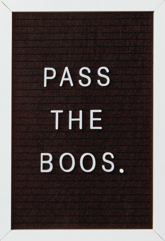Hallmark  Signature IEH3425 Pass the Boos. Halloween Card