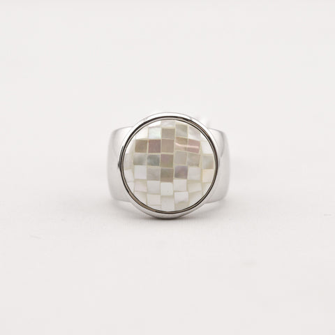 R. S. Covenant 1758 Mother Of Pearl Ring  SZ 5